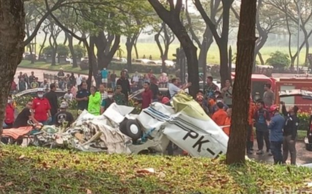 Pesawat Jatuh di BSD Tangsel Berisi Penerbang dan Engineer serta&nbsp;Penumpang