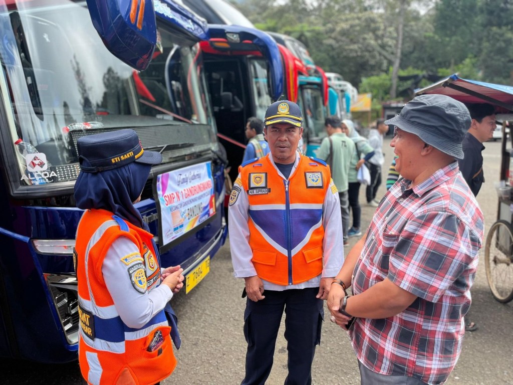 BPTD Kelas II Jabar Aktif Lakukan Pengawasan Bus Pariwisata di Lokasi&nbsp;Wisata