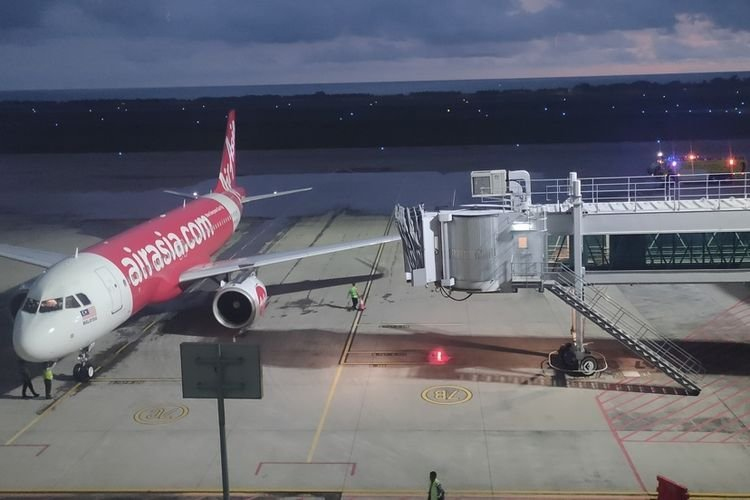 Realisasi Pendapatan PT AirAsia Indonesia Tbk. Naik 75,24% di Tahun&nbsp;2023