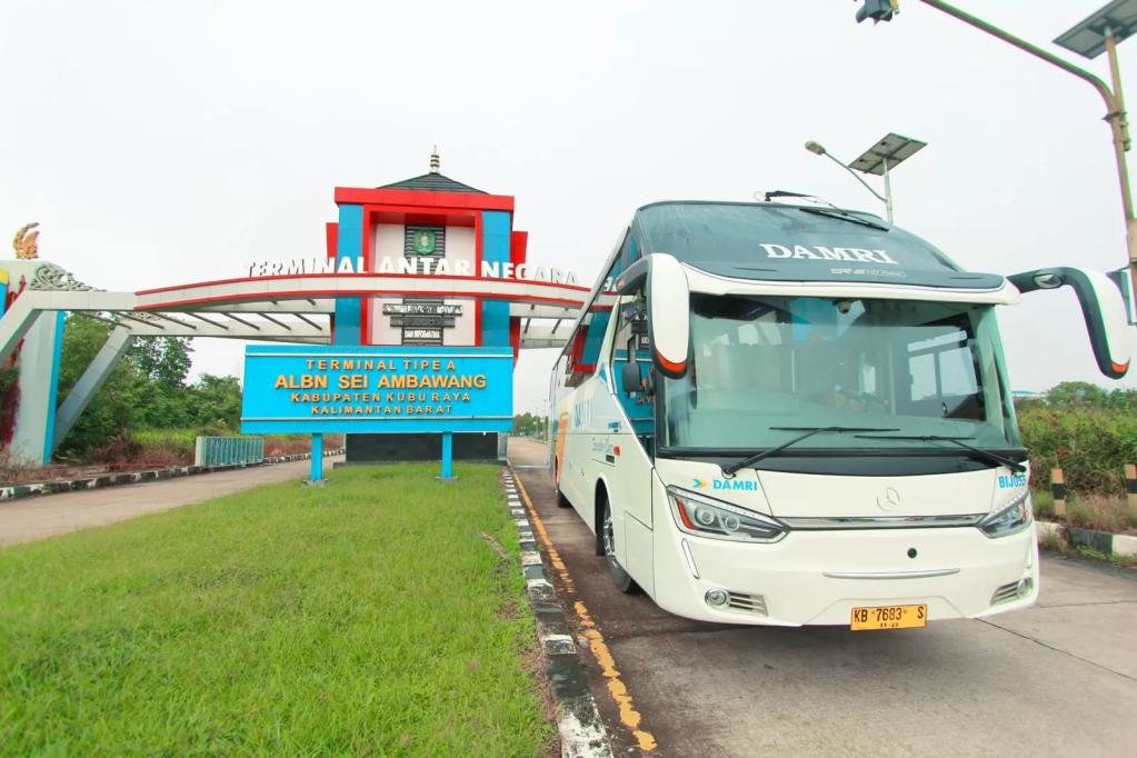 DAMRI Kembangkan Angkutan Lintas Batas Negara Rute Pontianak –&nbsp;Kuching