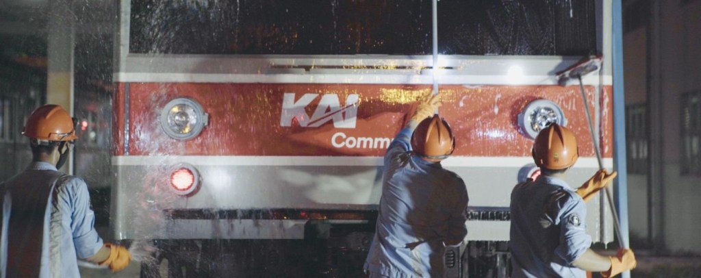 KAI Commuter Gunakan Bahan Chemical Aman dan Ramah Lingkungan saat Cuci&nbsp;KRL