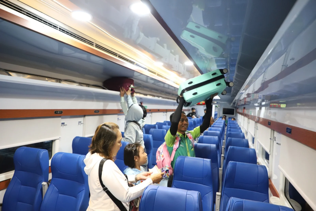 KAI Targetkan Modifikasi 60 Kereta Api Ekonomi Tahun&nbsp;2024